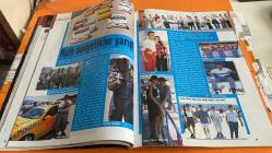 SOLE DERGİSİ -    NUR BATUR – VEDAT ALATON – İSHAK ALATON – LEYLA ALATON – PELİN AKAT – SIVA GEREDE – ÇAĞLA KÖKER – BANU GÜNGÖR – MUZI KARAATA – ÇİĞDEM KAYALI – SARAH FERGUSON – JOHNNY BRYAN – PRENS ANDREW – PRENS CHARLES – LADY DIANA – CHRIS HUTCHINS – CEM BOYNER – BİLGÜN SAZAK – KAYA BABAN – ELIZABETH JENSEN – ÜMİT HANIM – DOĞAN BOLAK – ORİT HANIM – VURAL DERELİ – SELMA BOLAK – AYDIN BOLAK – SEDEF BOZOK – ÖZLEM SAVAŞ – ATİK BERBEROĞLU – ŞEBNEM ÇAPA – AYŞE POLAT – ADNAN POLAT – BANU CAN – ALİ KOÇ – SERKAN YAZICI – AYŞEGÜL CİNİSLİ – FATOŞ YALIN – FİGEN ÇİFTÇİ – FAHİR BABAN – DİDO – AJDA PEKKAN – AYSUN KAYACI – AYLİN SELMA BOLAK – ÜMİT BOLAK – NİLÜFER GÖKAYDIN – MUHSİN GÖKAYDIN – DEREN TALU – DEFNE SAMYELİ – DERİN TALU - 178 SAYFA