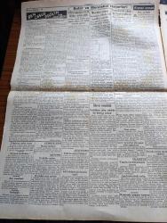 Cumhuriyet Gazetesi - 13  Birincikanun (Aralık) 1939 - Harbin Sebepleri Ve Sulhun Hedefleri Yazan Yunus Nadi Başmakale - Ruslar Finlandiya Bir Buçuk Milyon Asker Sevkediyor - Finler Tarafından Tahkim Edilen Aland Adaları Limanlarından Bir Görünüş - Başvekilimiz Refik Saydam Dün Mühim Bir Nutukla Tasarruf Haftasını Açtı - Sovyet Rusya Sulh Teklifine Red Cevabı Verdi - Denizlerde Muharebe - Harp Cephesinde Almanların Yaptığı Taarruz Püskürtüldü - Ben Casus Değilim Yazan Server Bedi Yazı Dizisi - Yılbaşı Piyangosuna Ait Biletler Satışa Çıktı - Meşhur Sinema Artisti Douglas Fairbanks Kalp Sektesinden Öldü - Yugoslavyada Komünistlere Karşı Mücadele - Küçük Hikaye Poker Yazan Peride - Beyaz Gül Filmin Çemberlitaş Sinemasında - Racanın Aşkı - Yugoslavya Takımı Bugün Pera İle Karşılaşıyor - Balkan Güreş Şampiyonası İstanbul'da Yapılacak - Piyango Kraliçesi Nimet Abla - İzmirli Meliha Bu Akşam Taksim Kristalde