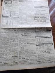 Cumhuriyet Gazetesi - 13  Birincikanun (Aralık) 1939 - Harbin Sebepleri Ve Sulhun Hedefleri Yazan Yunus Nadi Başmakale - Ruslar Finlandiya Bir Buçuk Milyon Asker Sevkediyor - Finler Tarafından Tahkim Edilen Aland Adaları Limanlarından Bir Görünüş - Başvekilimiz Refik Saydam Dün Mühim Bir Nutukla Tasarruf Haftasını Açtı - Sovyet Rusya Sulh Teklifine Red Cevabı Verdi - Denizlerde Muharebe - Harp Cephesinde Almanların Yaptığı Taarruz Püskürtüldü - Ben Casus Değilim Yazan Server Bedi Yazı Dizisi - Yılbaşı Piyangosuna Ait Biletler Satışa Çıktı - Meşhur Sinema Artisti Douglas Fairbanks Kalp Sektesinden Öldü - Yugoslavyada Komünistlere Karşı Mücadele - Küçük Hikaye Poker Yazan Peride - Beyaz Gül Filmin Çemberlitaş Sinemasında - Racanın Aşkı - Yugoslavya Takımı Bugün Pera İle Karşılaşıyor - Balkan Güreş Şampiyonası İstanbul'da Yapılacak - Piyango Kraliçesi Nimet Abla - İzmirli Meliha Bu Akşam Taksim Kristalde