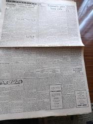 Cumhuriyet Gazetesi - 19 Ekim 1948 - Netice Yazan Nadir Nadi Başmakale - 13 İlde Yapılan Seçimi CHP Adayları Kazandılar - Aydın'da Yapılan Seçimden İki İntiba Fotoğrafı - Güvenlik Konseyi Fevkalade Bir Toplantıya Çağrıldı - Sabah Filistin Öğleden Sonra Berlin Meseleleri Görüşülecek - Truman'a Göre Barış Yolu - Cumhurbaşkanı İsmet İnönü Dün Bursa'dan Döndü Fotoğraf - Amerika Dışişleri Bakanı Marshall Roma'da - Milletvekili Muammer Alakant Halk Partisinden Çekildi - Avrupa'ya Yardım Programı - Patrik Maksimos Dün İstifanamesini Verdi - İsviçre Mektupları Yazan Doktor Kemal Saraçoğlu - Dar Yol Yazan Peride Celal Yazı Dizisi - Hakikatle Karşı Karşıya Yazan Burhan Felek Köşe Yazısı - Dünya Güreş Şampiyonu Yaşar Doğu Vezirköprüde - Esir Kız Sümer Sinemasında - Reşat Nuri Güntekinin Yazdığı Bir Dağ Masalı Turgut Demirağ Tarafından Sinemaya Nakledilmiştir - Philips Radyo - Bugünkü Radyo Programı - Bulmaca - İstanbul Belediyesi Şehir Tiyatroları Dram Kısmında Antonius ve Kleopatra