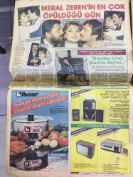 HAFTANIN SESİ GAZETESİ, 13 OCAK 1984 - BÜLENT BİLGİÇ, TÜRKAN ŞORAY'A KUCAK AÇTI, MÜJDE AR'DAN KORKUP KAÇTI - ''GÜNEŞİN TUTULDUĞU GÜN'' FİLM ÇEKİMLERİ - MERAL ZEREN'İN EN ÇOK ÖPÜLDÜĞÜ GÜN, YUSUF SEZGİN, SALİH KIRMIZI - YAPRAK ÖZDEMİROĞLU - AGAH ÖZGÜÇ - HİSAR TENCERE 1980'LER REKLAMI - PIONEER X-G3 MÜZİK SETİ REKLAMI - THOMSON RENKLİ TV ve VHS REKLAMI - NAZAN ŞORAY 30 YAŞINA BASTI - CÜNEYT ARKIN - YÖNETMEN İBRAHİM TATLISES - GAZİNO REKLAMI, HARİKA AVCI, ALTAN ERBULAK, HÜLYA MERİÇ, GÜLŞEN AKKAYA, GÜLİSTAN OKAN - ZERRİN EGELİLER ve LEYLA SOMER GÖĞÜS AMELİYATI OLDULAR - NİHAT BOYTÜZÜN, SAKIP SABANCI, YILDIRIM DEMİRÖREN - FEHMİ BEHLİL - HAKAN KALKAVAN - ZEYNEP DERVİŞOĞLU - BETÜL SEVİL - NİHAT BOYNER - YILMAZ ÇETİNER - ŞEVKİ KURTKAYA, ARZU ASLAN, SEVDA NUR, FATMA GİRİK, SEZEN CUMHUR ÖNAL- COŞKUN KÜRK REKLAMI - TÜRKAN ŞORAY & CİHAN ÜNAL - İSMAİL BİLGİN, GÜNGÖR BAYRAK - TANJU OKAN İÇKİYE DOYMUYOR - ROMALI PERİHAN - SÜPER STAR'A SÜPER AKIL HOCASI, ZEKİ MÜREN, AJDA PEKKAN - ELVAN GAZOZ REKLAMI
