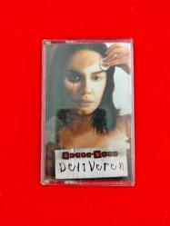 Sezen Aksu - 2000 - Deliveren - Müzik Kaset - Orijinal - Koleksiyon, Arşiv, Nostalji, Doğum Günü Hediyesi