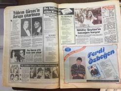 SABAH GAZETESİ ALTIN KASET DERGİ EKİ, 1987 - AJDA PEKKAN SAHNEYİ HİÇ SEVMEMİŞ - BÜLENT ERSOY'UN ERKEKLİK GÜNLERİ - FERDİ TAYFUR BANU ALKAN'A GICIK KAPMIŞ - BELÇİKALI MANKEN COŞKUN SABAH'I DAĞITTI - DOLLY DOTTS - NURDAN TORUN - İLHAN İREM, TV'YE KÜPEYLE ÇIKMANIN YOLUNU BULDU - NÜKHET DURU, BELKIS AKKALE, PATRONU SİBEL CAN'A FUAR İZNİ VERMEDİ - NECLA NAZIR, SEZEN AKSU - YILDIRIM GÜRSES, MIRELLE MATHIEU - BOY GEORGE - ŞARKICI NİLÜFER - FERDİ ÖZBEĞEN ALBÜM REKLAMI - NERİMAN ''ÖP BENİ'' ALBÜMÜ - TÜDANYA - CEM KARACA ALBÜM REKLAMI - TURGAY GÖÇEN, LADY DIANA'YA ARABESK DİNLETTİ - HALİL TAŞKIN ''NEDEN'' ALBÜM REKLAMI - SİBEL EGEMEN - DOĞAN CANKU, ALİ AŞKIN ALBÜM REKLAMI - NALAN ALTINÖRS - ESEN PLAK ALBÜM REKLAMLARI - BÜLENT ERSOY ÇOK GÜÇLÜ BİR ERKEKTİ - 16 SAYFA