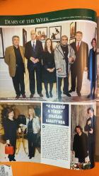 HELLO! DERGİSİ -  2-8 ARALIK 2009 - IVANKA TRUMP - ARZUHAN DOĞAN YALÇINDAĞ - HANZADE DOĞAN BOYNER - ALEV TÖRÜNER - TAYFUN DEVECİOĞLU - TANSA MERMERCI EKŞİOĞLU - MELİS BİRKAN - ASLI ÜSTÜNKAYA - RIHANNA - SHAKIRA - LADY GAGA - JANET JACKSON - MELISA ELİYEŞİL - OYA ECZACIBAŞI - ADNAN POLAT - TUNÇ ULUSOY - FİKRET OTYAM - FİLİZ OTYAM - HENRI BLIN - AYŞE SİPAHİOĞLU - FAZIL SAY - AHMET MİSBAH DEMİRCAN - MUAMMER GÜLER - AYŞEGÜL NALBANT - ARİF KOLKO - MESUT PARLAK - MUSTAFA KEFELİ - AHMET ÇALIK - AVNİ ÇELİK - İMAM ALTINBAŞ - YÜKSEL MERMER - YALÇIN AYAYDIN - AHMET NAZİF ZORLU - MEVLÜT ASLAN - HÜLYA AVŞAR - ZEHRA AVŞAR - EBRU ŞALLI TAN - ALİ TANRIVERDİ - LALE TANRIVERDİ - DUYGU AKBUDAK - IVANKA TRUMP TRUMP TOWERS İSTANBUL AÇILIŞINDA IŞILDADI - TANSA MERMERCI EKŞİOĞLU 2009’UN YÜKSELEN YILDIZI OLARAK ÖNE ÇIKTI - MELİS BİRKAN: “ÜNLÜ OLDUKTAN SONRA HİÇBİR ŞEY DEĞİŞMEDİ” - 37. AMERİKAN MÜZİK ÖDÜLLERİ’NDE RIHANNA, SHAKIRA, LADY GAGA VE JANET JACKSON’DAN UNUTULMAZ PERFORMANSLAR - 146 SAYFA