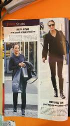 HELLO! DERGİSİ -  2-8 ARALIK 2009 - IVANKA TRUMP - ARZUHAN DOĞAN YALÇINDAĞ - HANZADE DOĞAN BOYNER - ALEV TÖRÜNER - TAYFUN DEVECİOĞLU - TANSA MERMERCI EKŞİOĞLU - MELİS BİRKAN - ASLI ÜSTÜNKAYA - RIHANNA - SHAKIRA - LADY GAGA - JANET JACKSON - MELISA ELİYEŞİL - OYA ECZACIBAŞI - ADNAN POLAT - TUNÇ ULUSOY - FİKRET OTYAM - FİLİZ OTYAM - HENRI BLIN - AYŞE SİPAHİOĞLU - FAZIL SAY - AHMET MİSBAH DEMİRCAN - MUAMMER GÜLER - AYŞEGÜL NALBANT - ARİF KOLKO - MESUT PARLAK - MUSTAFA KEFELİ - AHMET ÇALIK - AVNİ ÇELİK - İMAM ALTINBAŞ - YÜKSEL MERMER - YALÇIN AYAYDIN - AHMET NAZİF ZORLU - MEVLÜT ASLAN - HÜLYA AVŞAR - ZEHRA AVŞAR - EBRU ŞALLI TAN - ALİ TANRIVERDİ - LALE TANRIVERDİ - DUYGU AKBUDAK - IVANKA TRUMP TRUMP TOWERS İSTANBUL AÇILIŞINDA IŞILDADI - TANSA MERMERCI EKŞİOĞLU 2009’UN YÜKSELEN YILDIZI OLARAK ÖNE ÇIKTI - MELİS BİRKAN: “ÜNLÜ OLDUKTAN SONRA HİÇBİR ŞEY DEĞİŞMEDİ” - 37. AMERİKAN MÜZİK ÖDÜLLERİ’NDE RIHANNA, SHAKIRA, LADY GAGA VE JANET JACKSON’DAN UNUTULMAZ PERFORMANSLAR - 146 SAYFA