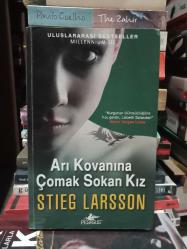 Arı Kovanına Çomak Sokan Kız / Milennium Serisi - 3