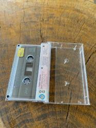 KAYAHAN - ODALARDA IŞIKSIZIM - KASET