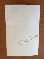 TÜLAY GERMAN'IN ORİJİNAL FOTOĞRAFI - 18 x 12 cm EBADINDA - TÜLAY GERMAN BİR PARTİDE DOSTLARI ARASINDA GÜLÜMSERKEN ÇEKİLMİŞ GÜZEL BİR HATIRA FOTOĞRAFI