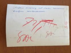 İRFAN ATASOY'UN ORİJİNAL FOTOĞRAFI - 18 x 12 cm EBADINDA - İRFAN ATASOY, EŞİ HAMİYET YANKI ATASOY'LA ROL İCABI AŞIKLARI CANLANDIRIRKEN BİRLİKTE YERE UZANIP AŞK DOLU GÖZLERLE BİRBİRLERİNE SARILIP GÜLÜMSEDİKLERİ ANLARDA ÇEKİLMİŞ SEVGİ DOLU ÇOK ÖZEL BİR FOTOĞRAF. ÖLÜMSÜZ AŞKLARIN YAŞANDIĞI GEÇMİŞİMİZDEN SANAT DÜNYASININ YANSITTIĞI ROMANTİK BİR KARE