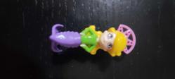 Kinder joy figur oyuncak
