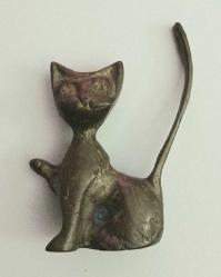 Letonya, Vintage Pirinç/Bronz Kedi Temalı Yüzük Tutucu. 2013. (5×6,5 mm/ 82,43 gr.)