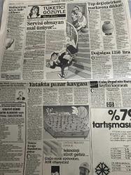 SABAH EKONOMİ GAZETESİ SABAH DOĞUM GÜNÜ GAZETESİ - 17 HAZİRAN 1992 - Şelale Kadak-Adil Korkut-Ercan İnan-Batuhan Aydın-Osman Ulagay-Senan Erdem-Şefika Köymen-Mehmet Öngüleli-Nurdoğan Yıldız-Meral Tamer-Mehmet Çetingüleç-Pakdemirli: Şükrü sahte imza atmaz-SSK’da numarası makbuzla tahsilat-Ayaküstü beslenmeye yılda 1 trilyon ödüyoruz-Show TV, reklam gelirinde birinci-TÜSİAD iş dünyasının “baba”sı olacak-Meta’ya 12 milyon dolarlık taze para-Ekonomimiz nereye? (2) Bombalar-‘Beyaz göç’ Türkiye’de-Borsa’ya doların gölgesi düştü-TURBAN Genel Müdürü: “Her şey özelleştirilmez”-Borsanız diyor ki…-Broker gözüyle-Destek alımları yetmedi-Karaköy-Eminönü birleşiyor!-Damat timsahı yedi-Değiştirin artık bu tabloyu!-Servisi olmayan mal üzüyor!..-Tüp değiştirirken markasına dikkat!-Doğalgaz 1350 lira-Yatakta pazar kavgası-Cola, Pepsi’nin keyfini kaçırdı-Türkiye Avrupa Standartına giriyor-Kullanılmış krem iade edilmez-m Türk-Azeri Bankası Nahçıvan’da kuruldu