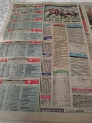 FOTOSPOR GAZETESİ - DOĞUM GÜNÜ GAZETESİ-11 Ekim 1989-Ali Tanrıyar-Nurhan Tekinel-Ulvi Zaim-Metin Aşık-Mehmet Ali Yılmaz-Orhan-Sami Yen-Tınaz Tırpan-Nielsen-Cem Rıvırcık-İlyas Tüfekçi-Cengiz Kaptan-Mustafa Sarıipek-Ahmet Ravali-Gordon Milne-Alp Can-Eyüp Can-Tuncay-Vural-Kenan Erim-Rıdvan Dilmen-Kutsal Müjgan-Birol Nadir-Tanju Teçimer-Brian Clough-Kenny Dalglish-Gregor Foitek-Daniel Passarella-Federasyon inadından vazgeçsin-50 milyon prim-Nielsen hayatından memnun-F.Bahçe’de 10 yıl daha top oynarım-4.5 milyarlık hobi-Galatasaray’ı Allah korudu-Kiralıklar huzursuz-Göçebe Beşiktaş-Eyüp Can unvan maçında-İnönü Stadı’nda 8 bin koltuk-Eskilere yol göründü-Çirkin şeytanı güzelleştiren melek-İtalya 90’a çeyrek kala-Tikhonenko İspanya yolunda-Kenny Dalglish’in haftalığı 14 milyon-Dünya dönüyor-Burnu bile kanamadı-Passarella hesap verdi-Manchester United mahvoldu