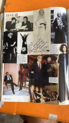 VOGUE DERGİSİ-  AĞUSTOS 2011 – SATOSHI SAIKUSA – ARZU KAPROL – METİN ÖNER – AHMET POLAT – EGLE JEZEPCIKAITE – NEVRİYE YILMAZ – MİNE KASAPOĞLU PUHRER – SARAH BURTON – DREE HEMINGWAY – JON KORTAJARENA – RACHEL WEISZ – LEIGHTON MEESTER – RICCARDO TISCI – GIAMBATTISTA VALLI – GILES DEACON – KIM WESTON ARNOLD – CECIL BEATON – ANNIE LENNOX – TALI LENNOX – YAPRAK ARAS – SINEM HAYDAROĞLU – BERFİN GÜLBAHÇE – KORAL SAGULAR – ZAFER ÖZDEN – ÇİSEM ODABAŞI – GÖKAY ÇETİN – MEHTAP – YAMAN GÖNEN - HANDE GÜLŞEN – DUYGU GÜLŞEN – RAISA SASON – VANESSA SASON – AJDA PEKKAN – DENİZ ZORLU – GÖNÜL YAZAR – BEHİYE AKSOY – FUNDA GÜNGÖR – HÜLYA YİĞİTALP – TURGUT ÖZAL – YILDIRIM MAYRUK - 242 SAYFA