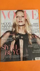 VOGUE DERGİSİ-  OCAK 2013 – KATE MOSS – POPPY DELEVINGNE – ÖYKÜ KARAYEL – BERKUN OYA – TOM AIKENS – MIRANDA KERR – SYLVIA KOUVALI – KAYA GENÇ – SEVİN OKYAY – JEAN PAUL GAULTIER – ELISABETH PONSOLLE DES PORTES – OSANNA VISCONTI – FLORENCE WELCH – ALVARO BEAMUD CORTES – DANIELA PAUDICE – LUCIANO CHIARELLO – UMUT ŞENGÜN – SEDA DOMANİÇ – ÖZGE SARIKADILAR – ZEYNEP ÜNER – ZEYNEP GÜVEN ÜNLÜ – ELİF DEMİRÖZ – PINAR SARIER – BERİN CANSU ZAFER – ELİF PAKSOY – KAMIL CAN AKAT – KONCA AYKAN – SARA NOËL – NAZ BİLEYDİ – NİL NUHOĞLU – NESLİHAN DENİZER – ECE ÖĞÜTOĞULLARI – YAPRAK ARAS – GÜL ÇİTAL – KANER KIVANÇ – GAMZE ATEŞ – ASLI ERGUN – MELİS PEKAND – AYŞİM ÖZGÜR – DİDEM DAYICIOĞLU – BEDİZ YILDIRIM – ARAM PAMUK – BARIŞ ÇAKMAKÇI – NIHAN BORA – IŞIK CANSU CANAYAK – EBRU ÇAPA – KADER ÇEKEREK – SARP DAKNİ – DİNÇER DİNÇ – SEDEF ECER – ESEN GÜRAY – MİNE KASAPOĞLU – CEMRE NARİN – AYÇA ÖZKAN – BEGÜM ÖZPINAR – CEREN SALMAN – MARI SARAI – AYLİN SAYEK – YEŞİM SUÜLKER – ZEYNEP TURAN – BERİL TÜRKMEN - 234 SAYFA