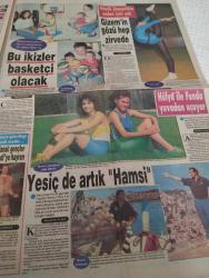 FOTOSPOR GAZETESİ - DOĞUM GÜNÜ GAZETESİ-25 Ekim 1989-Turgut Özal-Kenan Evren-Haldun Domaç-Sanlı Sarıalioğlu-Birol Nadir-Abdülmenit Eratlı-Osman Denizci-İlhan Kıvanç-Tanju Tekin-Nurul Öztekin-Ahmet Çetinkaya-Ahmet Ceyhan-Selim Altuntemiz-Engin Özerhun-Mustafa Güden-Kenan Ercetingöz-B.Metin-Yavuz Can-Güzin Özkan-Cengiz Tuncer-Cemal Doğan-Muammer Ayvaz-Gülşah Ömer-Kenan Karakurt-Güngör Tekin-Ali Sami Yen-Stanislav Stoyanov-Schillaci-Alain Prost-Evire çevire yendik-Gözlerim yaşardı-Sovyetleri de yenin-Biz bu Avusturya’yı yeneriz-Kafamızda Roma var-Zafer bizim olacak-Ümitler berabere-CimBom Hagi’de ısrarlı-Cevdet geldi Nielsen açıldı-B.Metin oynuyor-Bu ikizler basketçi olacak-Gizem’in gözü hep zirvede-Yesiç de artık Hamsi-İsveç son kozunu oynuyor-Iraklis zor durumda-Prost’un şampiyonluğu tehlikede-Schillaci varsa gol de var