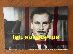 YEŞİLÇAM'IN USTA OYUNCUSU REHA YURDAKUL'UN ORİJİNAL FOTOĞRAFI - 18 x 12 cm EBADINDA - REHA YURDAKUL BİR FİLM SAHNESİNDE