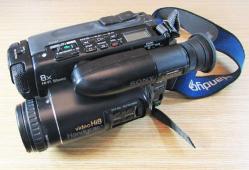 ViNTaGe SONY CCD-TR81 KAMERA ve KIPLING ÇaNTa.....