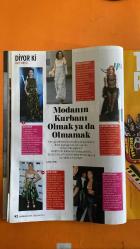 COSMOPOLİTAN DERGİSİ - SHAKİRA -  ÖZLEM SÜER - AYŞE HAFSA - SEDEF AKYİĞİT - MICHAEL KORS - CASH WARREN - JESSICA ALBA - ARIANA GRANDE - MAC MILLER - YAĞMUR TANRISEVSİN - OĞUZHAN KOÇ - KEREM BÜRSİN - OLLIE JACKSON - MAISIE WILLIAMS - NICKY HILTON - BARBARA PALVIN - CELINE DION - CARA DELEVINGNE - OLIVIA PALERMO - ELLE FANNING - LOTTA VOLKOVA - YURY PITENIN - NIKITA MOISEENKO - VANESSA HUDGENS - ROSE LESLIE - KIT HARINGTON - LARA AKYEL - LADY MARY CHARTERIS - MENA SUVARI - KIM KARDASHIAN - JOSE LUIS COLOMA - LUIS ALVAREZ - ZENDAYA - RITA ORA - LAETITIA CASTA - CHIARA FERRAGNI - GIGI HADID - KRISTEN STEWART - REYHAN GÜNEŞ - GOSHA RUBCHINSKIY - DEMNA GVASALIA - 210 SAYFA