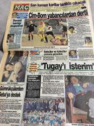 Fotomaç Spor Gazetesi - 17 OCAK 1992 - Tugay Kerimoğlu-Tanju Çolak-Engin İpekoğlu-Fadil Vokri-Richard Kingson-Franz Beckenbauer-Franz Venglos-Can Tanyarı-Süleyman Rodop-Adnan Polat-Ergun Gürsoy-Fatih Terim-Bülent Korkmaz-Hakan Ünsal-Erdal Keser-Mehmet Özgül-Sadık Salman-Cem Pamiroğlu-Turgay Seren-Sercan Görgülü-Levent Topsakal-Larry Spriggs-Jackie Joyner-Dobromir Dobrovolski-Ioan Sabău-Traore Yaya-Nii Lamptey-Rıdvan Dilmen-Şota Arveladze-Arçil Arveladze-Sepp Piontek-Orhan Ayhan-Alpaslan Eratlı-Turgay Kose-Toni Schumacher-Marek Bakoš-Yaşar Duran-İlhan Cavcav-Bartu Sezer-Vokri sakatlandı-Tanju:Piontek gidici-Engin ve Vokri sakatlandı-Tugay yüzakımız-Gözler Koparan’a çevrildi-Denizli taktiği değiştirdi-Kartal ciddi ciddi-Galatasaray Ada’yı salladı-Fener derbi tanımaz-Venglos’tan İmparator’a övgü-Cim-Bom yabancılardan dertli-Fenerbahçe yönetimi yumuşuyor-Rıdvan için Özal arabulucu-Şimşek’te buzlar eriyor-Marek Zaglebıe’yi sırtında taşıyor-Gana iddialı-Zambia’ya dikkat-Sabau en iyi yabancı