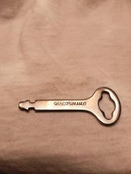 SINGER, SIMANCO 96507 Dikiş Makinesi Masası  Ahşap Kasa Anahtarı  2