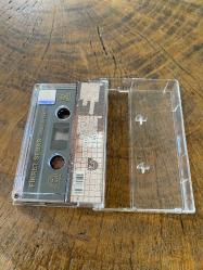 FİKRET SEBAS - ZORUNA MI GİTTİ GARDAŞ / DEDEMİN SESİ 1 - KASET