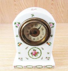 AnTiKa AVRUPA PoRSeLeN MASA SAATİ.....ArızaLı