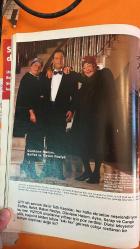 VİZYON DERGİSİ - OCAK 1998 - MEHMET ALİ ERBİL – LINDA ACIMAN – ZOZO TOLEDO – ÜLKER MELEK – LEYLA AR – ZEYNEP YARSUVAT – AYŞE ORBEK – ZEYNEP ORBEK – SEMRA AK – SEDA AK – ELI ACIMAN – LALE NİŞANCI – ANJEL ACIMAN – GÜLER SABANCI – MÜJDE AR – MERAL KAZMA – ZEYNEP FADILLIOĞLU – AYŞE KÜFLÜ – MEHMET YAMAN – CANAN ÇELİK – NESLİHAN UP – MİNE VERDİ – BÜLENT VERDİ – ATİLLA TÜRKMEN – AYTÜL TÜRKMEN – DEFNE SAMYELİ – EREN TALU – JAKE DONAGE BESONINGE – DEMET EGELİ – SELİM EGELİ – JÜLİDE SADIKOĞLU – KAHRAMAN SADIKOĞLU – FEYZA HAS – METE HAS – NAZLI ILICAK – SEDAT ALOĞLU - TAKI TASARIM SERGİSİ – MAX BRASSERIE – VIZYON OCAK 1998 – FUTBOL TOPU – PELUŞ BUGGS BUNNY – TWEETY ANAHTARLIK – SNOOPY ÇANTA – BBC ENGLISH SÖZLÜK – KEITH HARING MOUSE PAD – PETER LINDBERGH 1998 TAKVİMİ – DERİ AJANDA – KANDINSKY TELEFON FİHRİSTİ – MARKS & SPENCER İÇ GİYİM ÜRÜNLERİ – 146 SAYFA