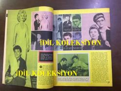 SİZ DERGİSİ-MECMUASI - 12 HAZİRAN 1967  - SAYI: 42 - (TOPLAM 48 SAYFA, EKSİKSİZ) - KAPAK: ESEN PÜSKÜLLÜ - ZEKİ MÜREN'İN ÇOK ÖZEL FOTOĞRAFLARI ve ZEKİ MÜREN RÖPORTAJI - İZZET GÜNAY - ÇOLPAN İLHAN - ZEKİ MÜREN'İN ALBÜMÜNDEN - TÜLAY GERMAN YURT HASRETİ ÇEKİYOR - ERCAN OKAN - AYAŞLI İLE KİRACILARI - MEMDUH ŞEVKET ESENDAL - TALİH KUŞU, BILLY WILDER - SUAVİ SUALP, ROMANTİK MÜBECCEL - ŞEHVETLİ KADINLAR - GELİNLİK KIZ, HİKAYE - SEKS ve SES, KORAY GÜNEY, SAYIL EMAN, SEVİM TUNA RÖPORTAJI ve FOTOĞRAFLARI - DR. MÜKERREM ASLI - BENİM OLACAKSIN, FOTO ROMAN - RÜYA ve GERÇEK, HİKAYE - BURÇLAR ve FALLAR - ÖZLEM ŞARKISI, CAHİT UÇUK - YEŞİLÇAM SOKAĞI - NURBANU DİLENCİLER KRALİÇESİ, HALİME ARIN - SELAMİ AKPINAR - TÜRK HAFİF BATI MÜZİĞİ, BERKANT, MAVİ ÇOCUKLAR, ZALİHA, AYTEN ALPMAN, DAMLALAR, BOĞAZİÇİ ORKESTRASI, ERTAN ANAPA, FÜSUN ÖNAL, RANA ve SELÇUK ALAGÖZ, VASFİ UÇAROĞLU ve ARKADAŞLARI, ÖZDEMİR ERDOĞAN, ERKUT TAÇKIN ve OKAN DİNÇER, İSMET SIRAL ORKESTRASI - MAVİ IŞIKLAR, ÖMÜR GÖKSEL, ALPAY