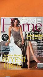 IN STYLE HOME DERGİSİ - EYLÜL 2010 - SİNEM GÜVEN - OZLEM AVCIOĞLU - SEBNEM BUHARA - ASLIHAN AYDOĞDU - UĞUR CEBECİ - TEOMAN HÜNAL - SENA KURUL - GÜRKAN KURUL - LALE HÜNAL - ERDEM KESKİN - MURAT ÖZBAY - CÜNEYT ARA - ENDER YOLCU - CEREN SEMERCI - CANAN BUDAK - ZEYNEP ESENİL - CECILIE MANZ - EBRU ŞALLI - BEREN SAAT - BAŞAK SAYAN - BERNA LAÇİN - KAI NIELSEN - BURHAN DOĞANÇAY - KRALİÇE’NİN DÜŞ DÜNYASINDA - RAFİNE İSKANDİNAV STİLİ - SICAK İNGİLİZ DOKUNUŞU - DOĞAL YAŞAM - LOFT’TAKİ KOKPİT - STİL MERKEZİNDEN İLHAM - SONBAHAR ALIŞVERİŞİ - GELENEKSEL VE MODERN BAYRAM SOFRALARI - NEON IŞIKLARI - BAŞUCU DOSTU KOMODİNLER - ALTIN ÖĞÜN KAHVALTILIKLARI - YALIN AHŞAP AKSESUARLAR - ROMANTİK MEKANLAR - ERGONOMİK TASARIMLAR - ULAŞILABİLİR SANAT - RAHAT UYKU İÇİN YATAK KOLEKSİYONU - EL BOYAMASI ŞAMDANLAR - YALIN FORMDA ASKILIK TASARIMLARI - SOFRA AKSESUAR TRENDLERİ - SEVİMLİ KUTULARLA ŞEKERLEME TASARIMLARI - ÜNLÜLERİN EV STİLLERİ - ÇALIŞMA ALANINDA STİL DOKUNUŞLARI - SERAMİKLERİN TARİHİ VE DEKORA -194 SAYFA
