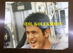 KEREMCEM POSTERİ - ARKALI ÖNLÜ - Heygirl Eki - 30 x 22 cm EBADINDA