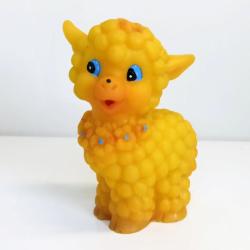 Vintage Kauçuk Sarı Kuzu Figür Oyuncak Made in Germany