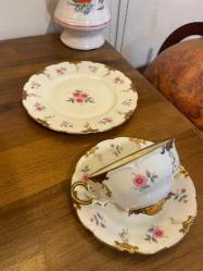 Antika damgalı fincan