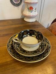 Antika damgalı fincan