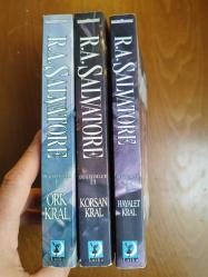 Unutulmuş Diyarlar - Değişimler Serisi 3 Kitap Takım / Ork Kral, Korsan Kral, Hayalet Kral (İLK BASKI)