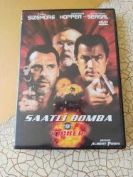 TICKER * SAATLİ BOMBA / DVD / TOM SIZEMORE / STEVEN SEAGAL/ DENNIS HOPPER