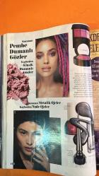 COSMOPOLITAN DERGİSİ - ARALIK 2016 - TAYLOR SWIFT - CALVIN HARRIS - TOM HIDDLESTON - KIM KARDASHIAN - KANYE WEST - RIHANNA - SHAY MITCHELL - CHRISTIAN LOUBOUTIN - MARC JACOBS - DIOR - CHANEL - KERSTIN GIER - EDUARDO SPOHR - SEKS NE DEĞİLDİR - YILBAŞI IŞILTISI KOZMETİK DOSYASI - SOSYAL MEDYA İLE ZİRVEYE ŞAY MITCHELL - SKYPE İŞ GÖRÜŞMESİ TÜYOLARI - KUSURLULUKLA GÜZELLİK - YENİ NESİL TOP MODEL DOSYASI - DUDAK DOLGUSU FELAKETİ - YUVA YIKAN KADIN MI ERKEK Mİ - HEAD&SHOULDERS ÜRÜN TESTİ - PEMBE DUMANLI GÖZLER VS KLASİK SMOKEY - METALİK VS NUDE OJE TRENDİ - TAYLOR SWIFT: YILIN OLAYLI İSMİ - SWISH SWISH POLEMİĞİ VE SOSYAL MEDYA KAVGASI - KİTAP DOSYASI: KERSTIN GIER SİLBER SERİSİ - EDUARDO SPOHR ARMAGEDDON FANTEZİSİ - PEGASUS YAYINLARI FANTASTİK DÜNYASI - 370 SAYFA