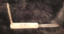 Ç.003 ESKİ BAKALİT MALZEMEDEN ÜRETİLMİŞ ÇAKI