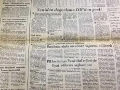 CUMHURİYET GAZETESİ, 7 OCAK1983 (2 SAYFA, TEK YAPRAK) - (AÇIKLAMAYI OKUYUNUZ) - TÜRKAN ŞORAY, CİHAN ÜNAL, HÜMEYRA, ''MİNE'' FİLMİ, ATIF YILMAZ - İMPARATOR FİLMİ, MARK HAMILL - KİM KİME DUM DUMA, BEHİÇ AK - DURGUNLUKTAN ÇIKIŞ UMUTLARI ABD'YE BAĞLANDI, BATI EKONOMİLERİNDE, 1982'DEN DAHA İYİ BİR 1983 BEKLENİYOR - OSMANLI BANKASI'NIN TÜRK ORTAKLARA DEVRİNDE ANLAŞMAZLIK ÇIKTIĞI ÖNE SÜRÜLDÜ