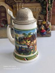 Batı Almanya yoğun görsel temalı BMF den kalaylı kapaklı kapak ve altında damgalı porselen tankart 20 boy 11en cm