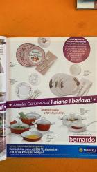 EVİM PRATİK EV FİKİRLERİ ALIŞVERİŞ DERGİSİ - MAYIS 2013 - SEVDA BARANDIR SUNGURTEKİN - MELTEM ÇAPRAZ - GÜNSELL KARSAN BÜYÜKŞAĞİŞ - FATOŞ TEYMUR - PELİN ÖZKUL - İLKE YILMAZ - ASLI BODUROĞLU - EMRE ÖZGÜDER - CANSU DANCI - GÜNEŞ ULUKUŞ - NUR B. ANAÇ - İBRAHİM ÖZBUNAR - NIHAN AYAN - ERDAL İPEKEŞEN - YEŞİM DENİZEL - FERİT ÖZKAŞIKÇI - ORHAN TAŞKIN - DİDEM KURUCU - SERVET KAVASOĞLU - VIKI HABIT - FUNDA BAYKAL - MENEND ÇERÇİOĞLU - NURAY BERKTAV - SELDA SAYGILI - TUĞBA ALTINBAŞ - MÜRÜVVET HİÇDÖNMEZ - NUSRET KINMLIOĞLU - SEZİNUR BALIKÇIOĞLU - NESLİHAN SADIKOĞLU - KIR EVİ TARZINI YARATMAK - PATCHWORK’LE NEŞE - 5 MALZEMELİ TARİFLER - İLK EVİMİ KURUYORUM - EVLİLİK & DÜĞÜN HAZIRLIKLARI - BAHAR FİKİRLERİ - AYNI ÜRÜNLERLE 4 SALON STİLİ - VAZOLAR - YATAK ODASI İÇİN PUF & DRESUAR - BEBEK & ÇOCUK ODASI MOBİLYALARI - PERDE DOSYASI (KUMAŞ & STİL SEÇİMLERİ) - BANYO VE MUTFAK GAZETESİ - BALKON VE TERAS ÖNERİLERİ - DUVARDA RENKLİ OYUNLAR - KENDİN YAP PROJELER (ALÇIPAN SAAT, ŞİŞE VAZO, SAKSILIK   - 290 SAYFA