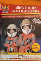 EVİM PRATİK EV FİKİRLERİ ALIŞVERİŞ DERGİSİ - ŞUBAT 2016 -    SEVDA BARANDIR SUNGURTEKİN – MELDA NARMANLI ÇİMEN – GÜNSELİ KARSAN BÜYÜKŞAĞİŞ – DENİZ DEMİRYILMAZ – PELİN ÖZKUL – İLKE YILMAZ – GÜNEŞ ULUKUŞ – ŞEBNEM ÜŞEN – BELÇİM SANEYYÜBOĞLU – GÜLEN TURAN – BİLGE CAN GÜRER – İBRAHİM ÖZBUNAR – AHMET GÜL - KES YAPIŞTIR KÖŞENİ YARAT – SEVGİLİYE 120 HEDİYE FİKRİ – HAYAL & GERÇEK EV LİSTESİ – 7 ADIMDA KONFORLU MİSAFİR ODASI – ŞUBAT DEKO-NOTLARI – EVİMİZLE AŞK YAŞIYORUZ – ANTİKA TADINDA DEKORLAR – GEOMETRİK DESENLER – PÜSKÜLLÜ & PONPONLU STİLLER – YATAK TEPSİSİ TRENDİ – KESTANELİ KIŞ MENÜLERİ – SICACIK HALI REHBERİ – 2016 İÇİN 66 EV FİKRİ – MASALSI KIŞ BEYAZI – KIŞ MUTFAĞINA STİL & LEZZET ÖNERİLERİ – KONFORLU KONUK ODASI KURGUSU – MINI EVLER İÇİN MOBİLYA ÖNERİLERİ – KEYİF TEPSİLERİ – ŞUBAT ALIŞVERİŞ ÖNERİLERİ – DAYBED MODELLERİ – ÇOK İŞLEVLİ MOBİLYALAR – MAVİ & PASTEL RENK TRENDLERİ – LAVANTA KOKULU MİSAFİR SEPETİ – AYDINLATMA & DEPOLAMA DETAYLARI - 178 SAYFA