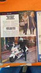 HELLO DERGİSİ- 7 NİSAN 2009 - ANJELIKA AKBAR - ARZU KAPROL - AYŞEGÜL TOPLUSOY - BEGÜM ŞEN - ETEL BALER - FULYA CINISLI - GÜL DÜRÜST - GÜNSELİ KATO - SEBEN KOÇİBEY - ŞEHNAZ TUNA - AHU TUĞBAY - NEVBAHAR KOÇ - ANGELINA JOLIE - YASEMİN KAMHİ - MELDA KOSİA - MELİNA KOSİA - SERRA TOKAR - CAN VERDİ - FERYAL GÜLMAN - DİLEK TÜRKER - METİN FADILLIOĞLU - FERİT ŞAHENK - GÖKHAN ÇARMIKLI - GÜL SAYGI - ALİ SAYGI - MURAT SAYGI - CAN HAS - İRFAN KALAYCI - MİTHAT ÖZHAN - MERAL DİNÇER - TIMUÇİN TUNÇ - NURİ HAS - OSMAN ÇARMIKLI - LEVENT BIÇAKÇI - SELİN HAS - AHU HAS - YÜCEL YILMAZ - TÜLİN KOÇAGİL - YEŞİM GENCER - HÜLYA KULOĞLU - MERAL KETENCİ - CİHANGİR TURANTAŞ - BERKAY ESKİNAZİ - ESRA ÖZTÜRK - FIGEN BABAOĞLU - VAHİDE GİGİN - HÜLYA KULLUK - YEŞİM BEYLA - SİREN ERTAN ÇARMIKLI - SEDEF MERCAN - DENİZ UZUNOĞULLARI - ELVAN DEMİR - JULIA NITU - ÖZGE ULUSOY - BURAK GECEMER - TUĞÇE GÜDER - MASARU EMOTO -  SANATTA MODADA İŞ YAŞAMINDA ONLAR HEP ÖNDE - ANGELINA JOLIE ÇOCUKLUK FOTOĞRAFLARI - AKUT GECE  -  134 SAYFA