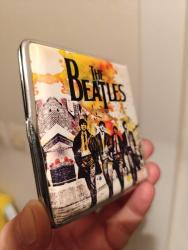 The Beatles görsel desenli sıfır kullanılmamış metal sigara tabakası koleksiyon nostalji tasarım vintage retro aksesuar