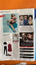 ELELE DERGİSİ - AĞUSTOS 2016 -  DEMET ÖZDEMİR - FURKAN ANDIÇ - MEHMET Y. YILMAZ - FERHAN KAYA POROY - GÖZDE KAYNAK FİLİZ ŞEREF KULU - KORAY GÖKKAYA - ALPER HAMİTOĞLU - ARZU SÖZERİ - ECE ÜREMEZ GÜLRU INCU - NEVİN YÖNTER - YEŞİM DENİZEL - FERİT ÖZKAŞIKÇI - ORHAN TAŞKIN DIDEM KURUCU - SERVET KAVASOĞLU - KORAY BİLİCİ - NESLİHAN CAN - EBRU ELÇİ ECEM AKGÜN - MELİS ALKAŞ - PINAR CAN - ÖZGÜR VATAN - NUSRET KIRIMLIOĞLU SEREN URUN - BURÇİN ÖZTİNAZ - ELİF GİRGİN - BURÇAK ŞENER - DENİZ ÖZGÜN ELİF EDES TAPAN - EMREY ÖZCAN - EZGİ KIRMIZI - FIRAT MERİÇ - HANDE GÖKSAN IREM AKALIN - NURDAN USTA - SERHAT HAYRİ - SİMAY ENGÜR - ŞENAY BAKIN ZEYNEP ŞİMŞEK - ERDAL İPEKEŞEN - MARIOLINA SICLARI - JULIA MUND - MICHAEL NEUWIRTH GORAN VUKOTA - MARION BADOLLE-FEICK - CHRISTINA BRESLER - JEANNINE SOELDNER SALVATORE ZAMMUTO - ELİF GIRGIN - ALEXA CHUNG - OLGUN TOKER - ALEXANDER KOKOSKERIY-  HER ŞEY GÜZEL OLACAK - DENGE ZAMANI - UMUT GENÇLERDE - ŞİMDİKİ AŞKLAR ÇOK DİJİTAL YATAKTA MUTLULUĞU YAK   - 194 SAYFA