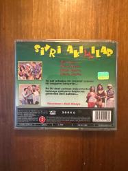 Sivri Akıllılar / VCD [Yönetmen: Metin Akpınar Oyuncular:Zeki Alasya, Hulusi Kentmen, Perran Kutman] 2004