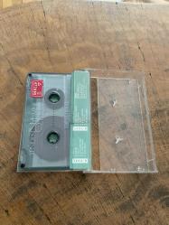 NİLÜFER - YENİDEN YETMİŞE - KASET