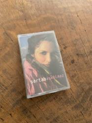 SERTAB ERENER - AŞK ÖLMEZ - KASET (JELATİNİNDE)