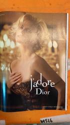 VANITYFAIR DERGİSİ - OCAK 2011 -  ROBERT BROWNING - PATTI SMITH - JOHNNY DEPP - ANNIE LEIBOVITZ - GREG LAWRENCE - NANCY JO SALES - BUZZ BISSINGER - JIM WINDOLF - FIROOZ ZAHEDI - DONALD L. BARLETT - JAMES B. STEELE - KRISTA SMITH - SAM JONES - RANDY QUAID - EVI QUAID - DAMIAN WOETZEL - BRUCE WEBER - VICKY WARD - EVGENIA PERETZ - MARK SELIGER - LAURA JACOBS - JASON BELL - RALPH LAUREN - PAUL GOLDBERGER - TODD EBERLE - MARK WEINBERGER - RICH COHEN - SIDNEY CROSBY - ALEX OVECHKIN - JACQUELINE KENNEDY ONASSIS - CHRISTOPHER HITCHENS - JAMES WOLCOTT - DAVID KAMP - PETER BERGEN - HENRY PORTER - ED COASTER - BRENDAN FRASER - GREG LAWRENCE - GRAYDON CARTER - CHRIS GARRETT - DAVID HARRIS - WAYNE LAWSON - DOUGLAS STUMPF - JANE SARKIN - SUSAN WHITE - AIMÉE BELL - BRUCE HANDY - DANA BROWN - JESSICA DIEHL - ELLEN KIELL - PUNCH HUTTON - ROBERT WALSH - SARA MARKS - PETER DEVINE - JOHN BANTA - SUNHEE C. GRINNELL - KRISTA SMITH - JULIE WEISS - JEANNIE RHODES - CHRIS MUELLER - DINA AMARITO-D  - 120 SAYFA