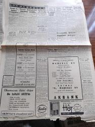 Cumhuriyet Gazetesi - 29 Ağustos 1958 - Hazine Hissesi Kaldırılmıyor - Donanma Terfi Listesi Dünya Kısmen Belli Oldu - Faik Taluy Hayri Bars Fotoğraf - İstanbul Emniyet Müdürlüğüne Tayin Edilen Gümüşhane Valisi Faruk Oktar - Sirkeciden Kazlıçeşmeye Sahil Yolu Cumhuriyet Bayramı'nda Açılıyor - Büyük Bir Tıbbi Ecza Kaçakçılığı - Tiyatrolarımız Hakkında Yeni Karar Ve Tasavvurlar - NATO Başkomutanı General Nostad'ın Ankara ve İzmir'de Teftişleri Fotoğraf - Yılanların Öcü Yazan Fakir Baykurt Yazı Dizisi - Türkiye İş Bankası Şehzadebaşı Şubesi Açılıyor - 500 Sihirbaz Viyana'da Toplandı - Ala Geyik Yazan Yusuf Karataylı Çizen Sezgin Burak - Fenerbahçeli Naci Erdem Hiçbir İhtilafım Yok Dedi - İstanbulspor Galatasaray Maçı İçin Kampta - 1500 Metre Dünya Rekorunu Avustralyalı Herb Elliott Kazandı
